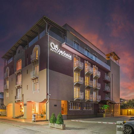 Simfonia Boutique Hotel Râmnicu Vâlcea Extérieur photo
