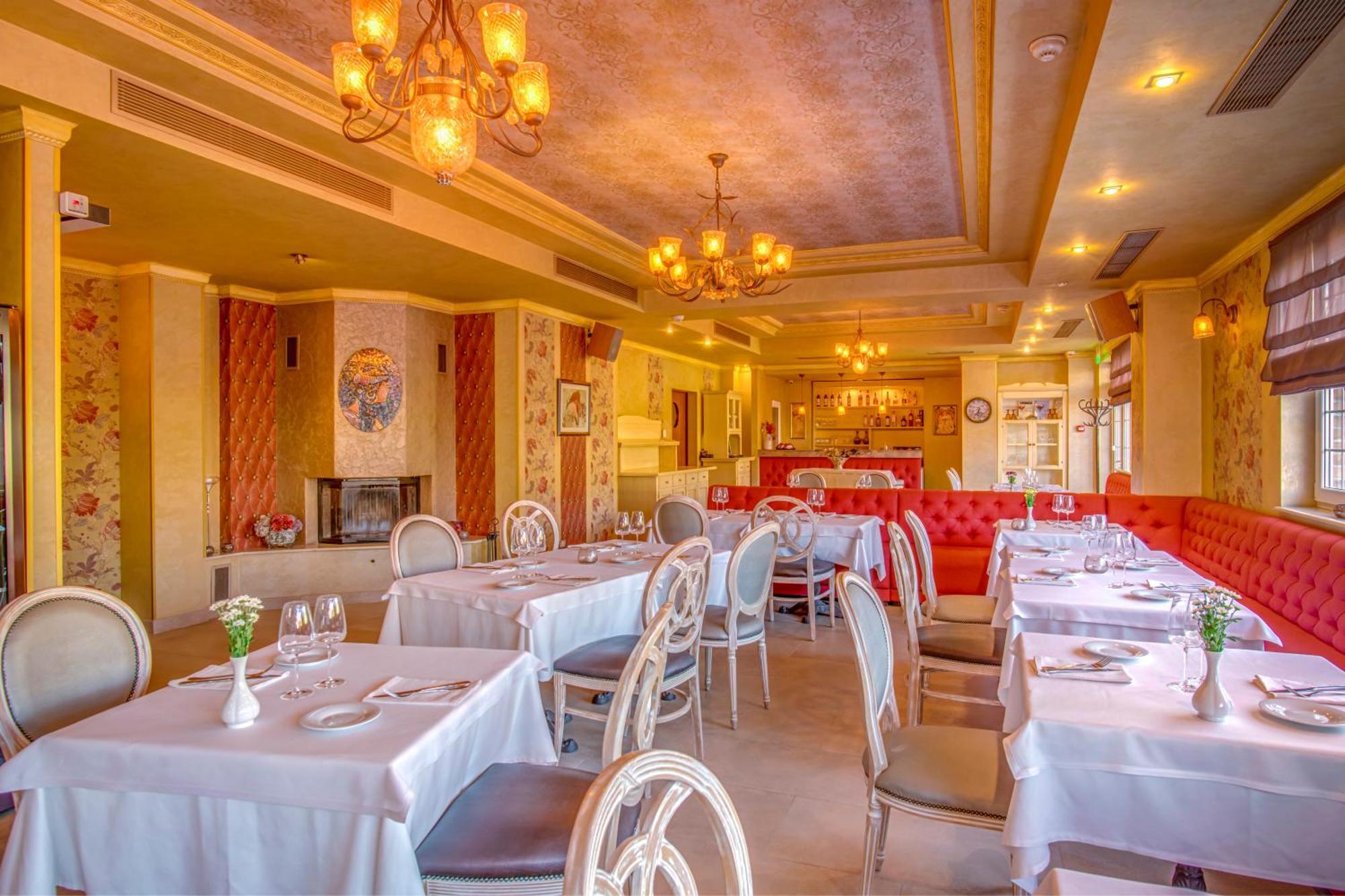 Simfonia Boutique Hotel Râmnicu Vâlcea Extérieur photo