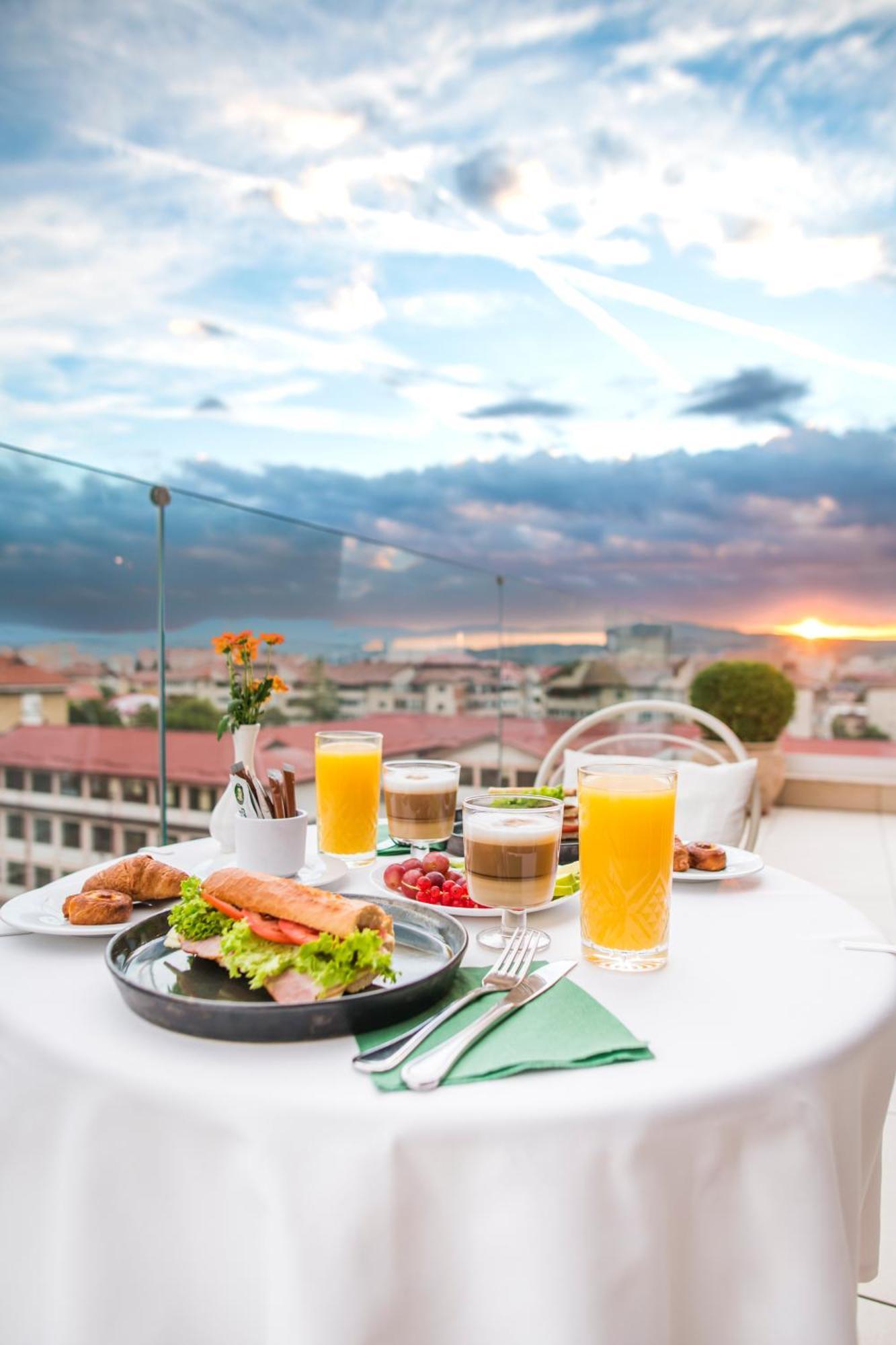 Simfonia Boutique Hotel Râmnicu Vâlcea Extérieur photo