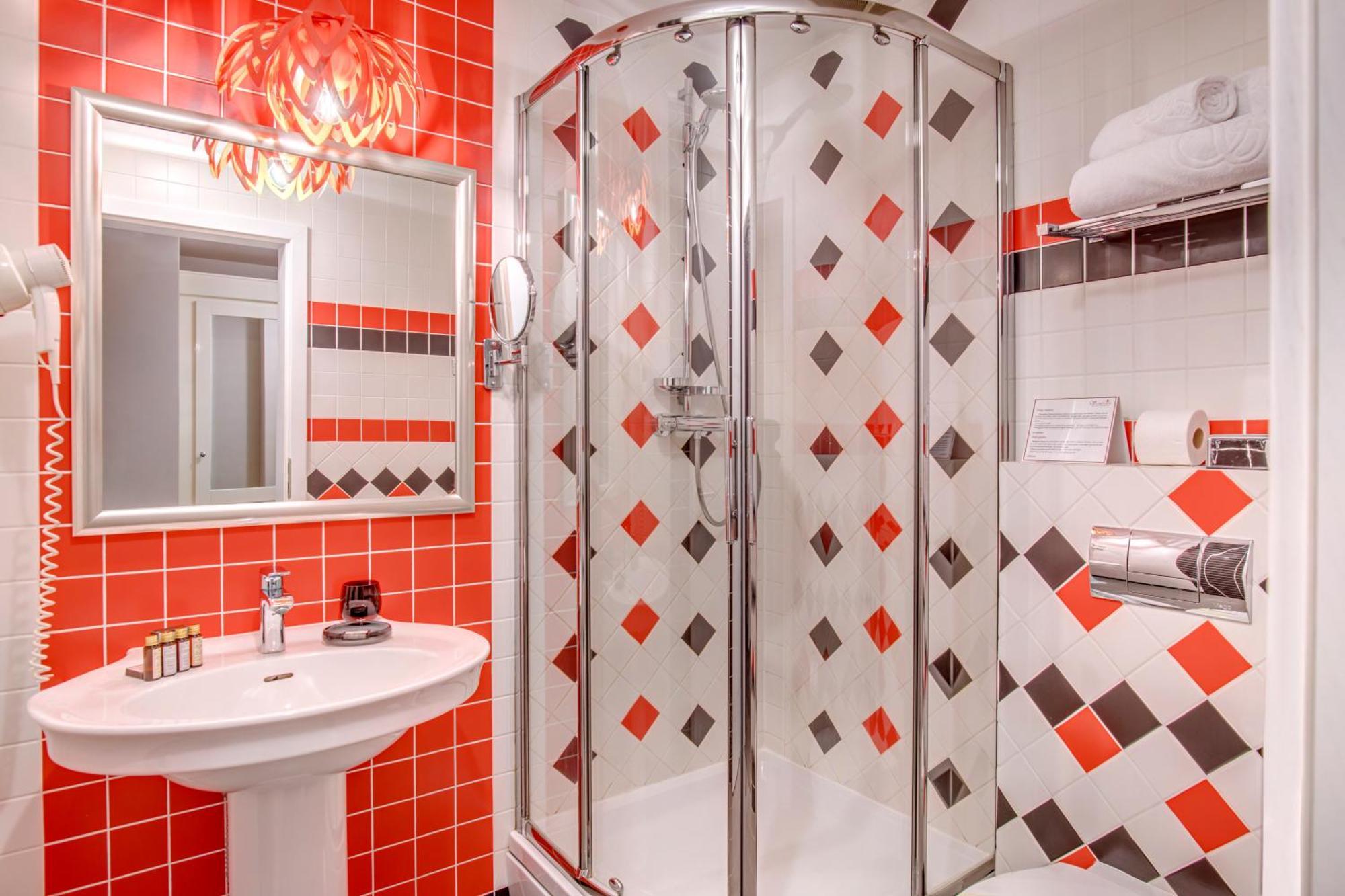 Simfonia Boutique Hotel Râmnicu Vâlcea Extérieur photo