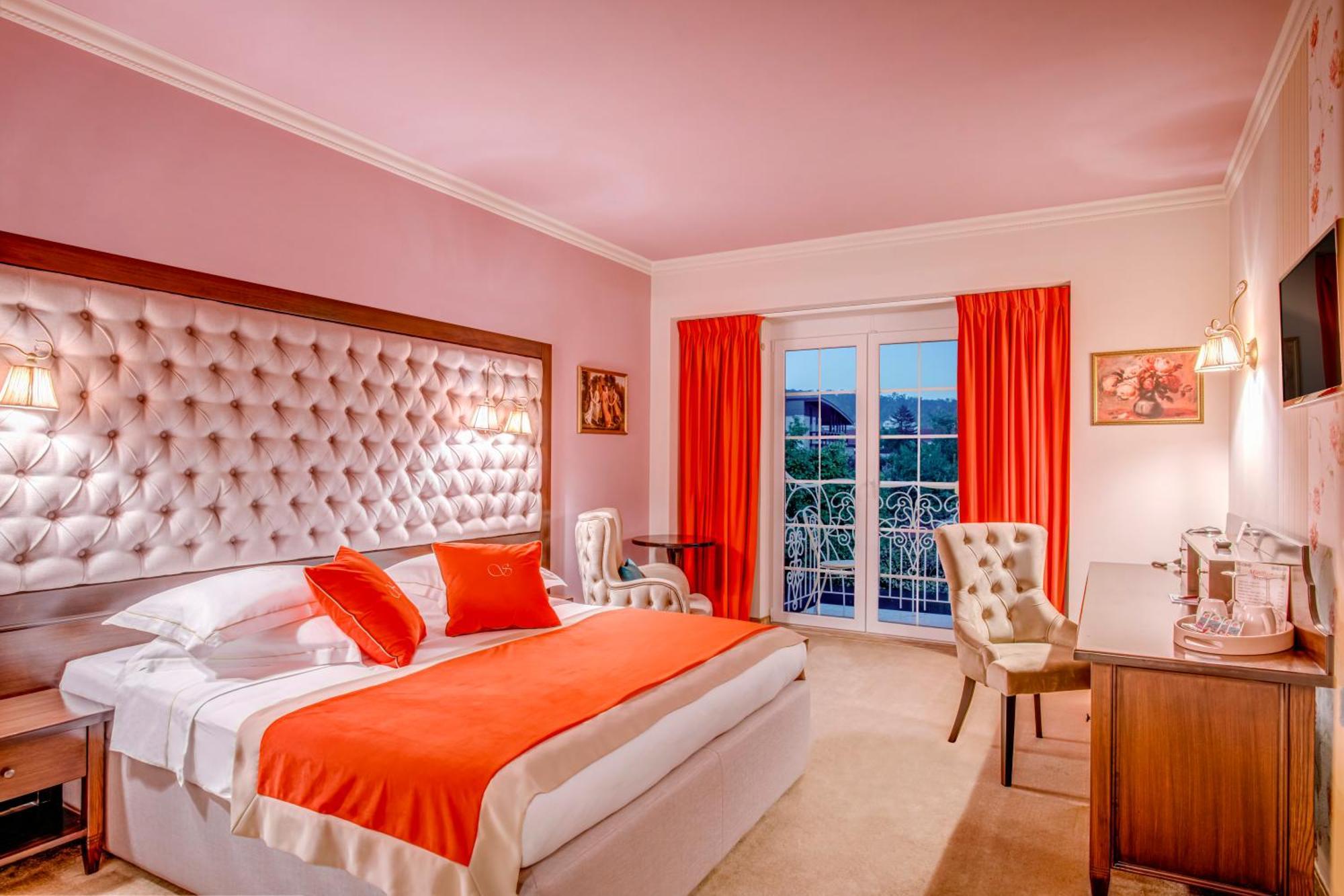 Simfonia Boutique Hotel Râmnicu Vâlcea Extérieur photo