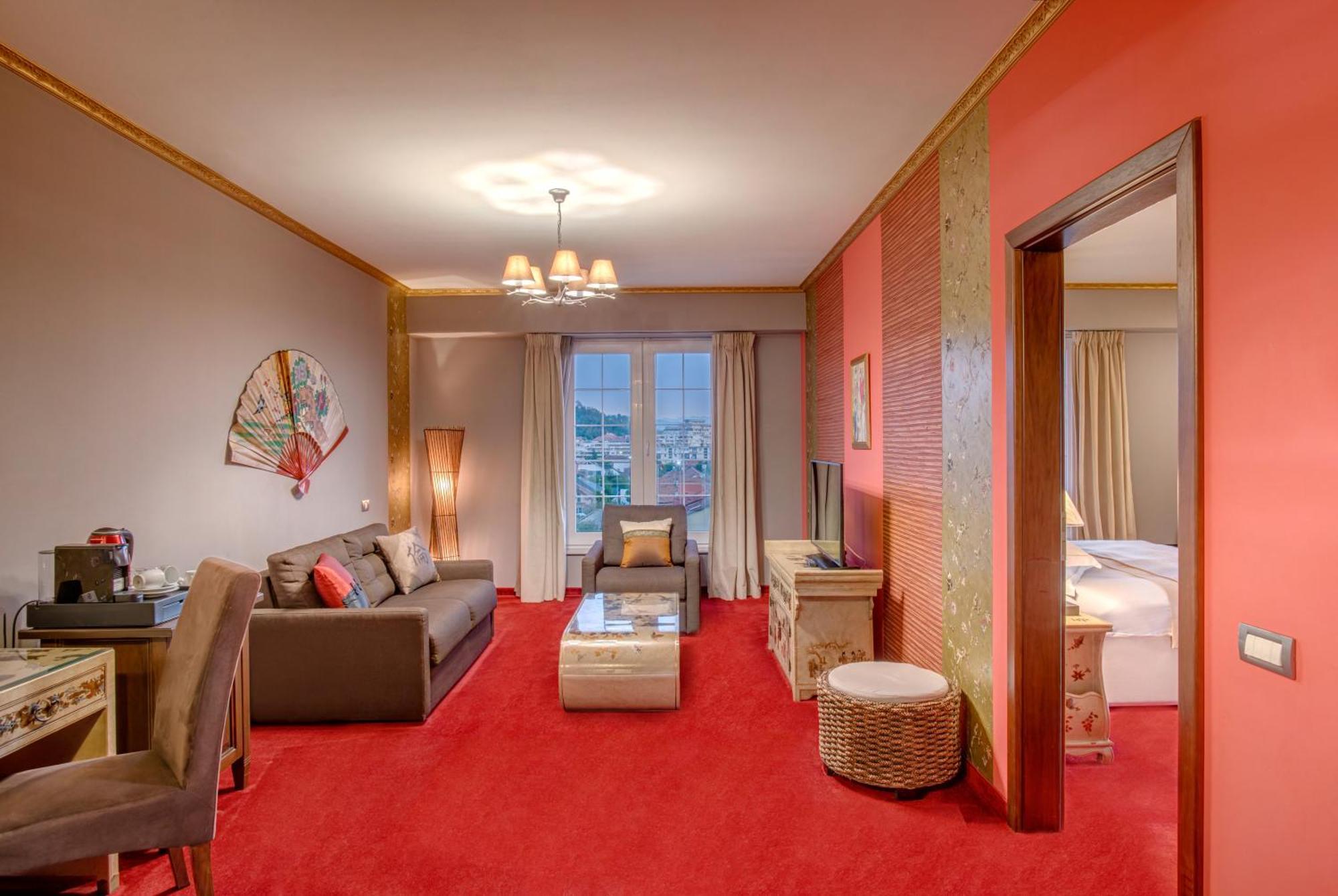 Simfonia Boutique Hotel Râmnicu Vâlcea Extérieur photo