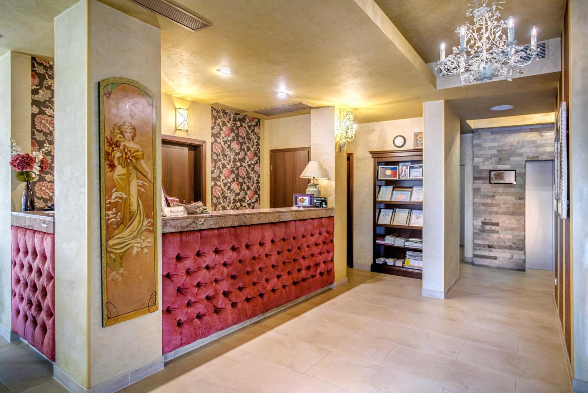 Simfonia Boutique Hotel Râmnicu Vâlcea Extérieur photo