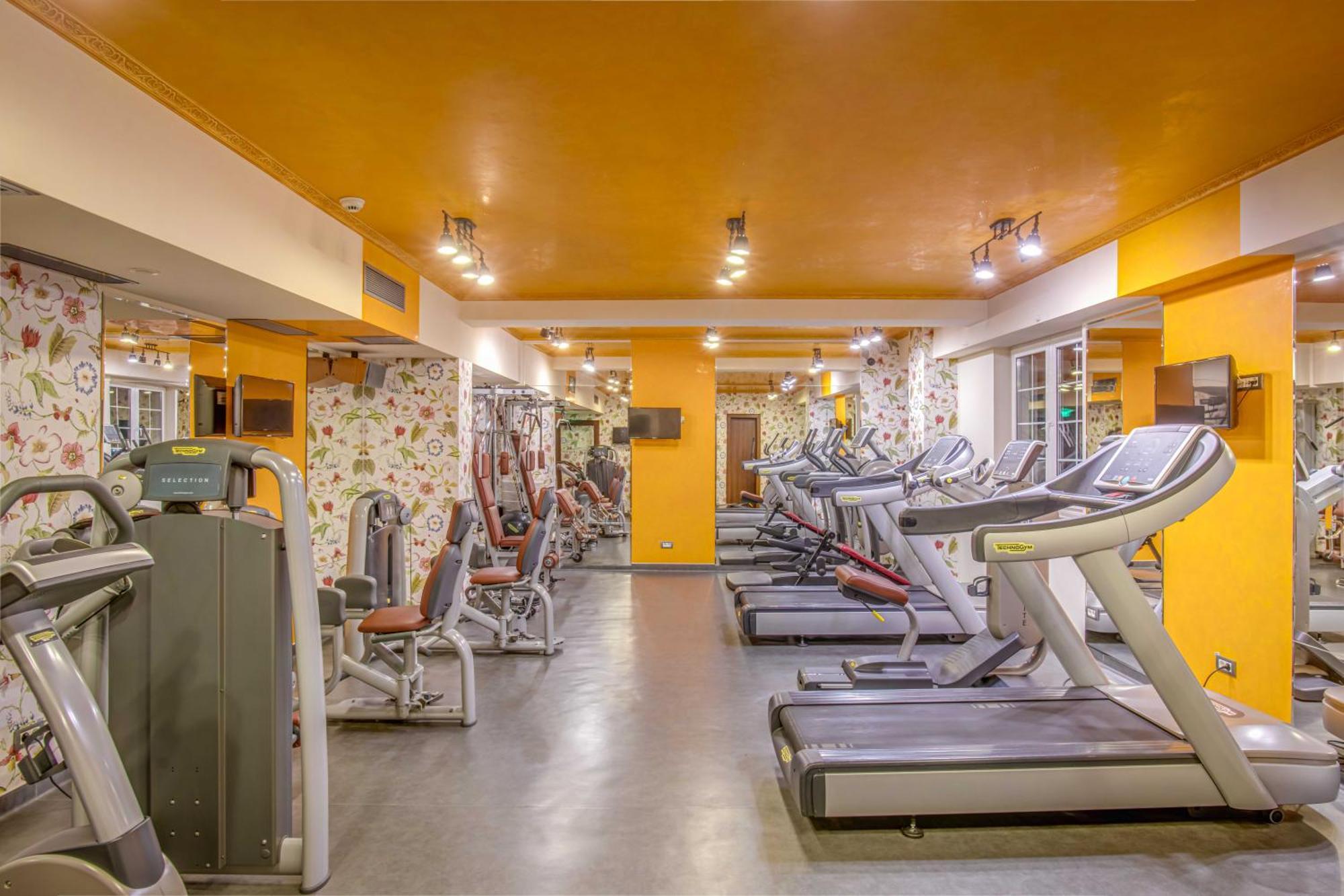 Simfonia Boutique Hotel Râmnicu Vâlcea Extérieur photo