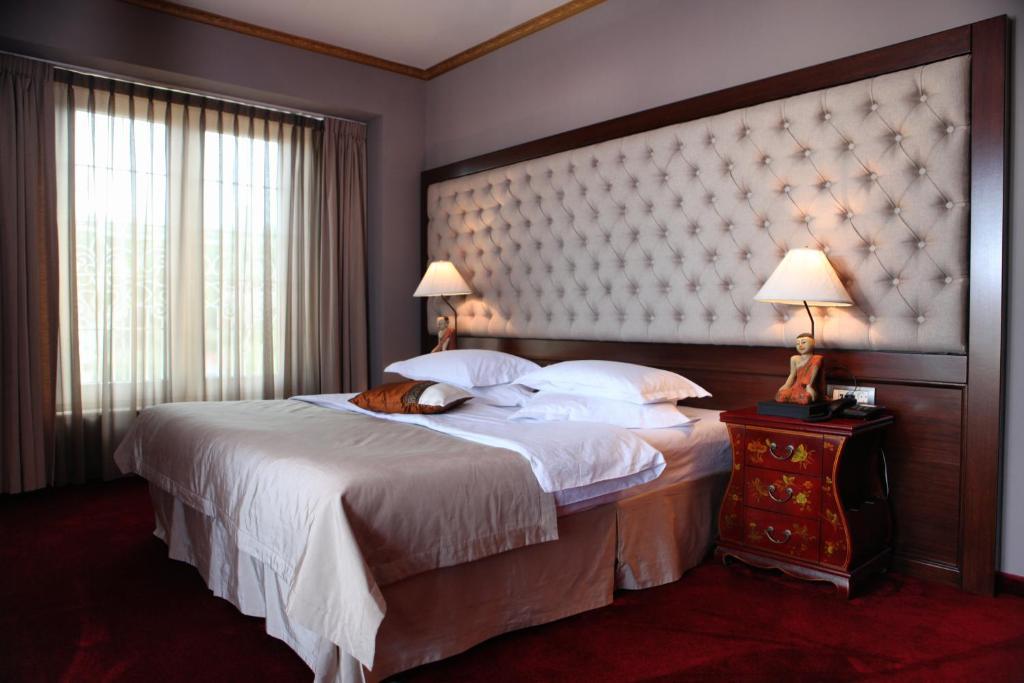 Simfonia Boutique Hotel Râmnicu Vâlcea Chambre photo